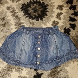 Tommy Hilfiger denim skirt